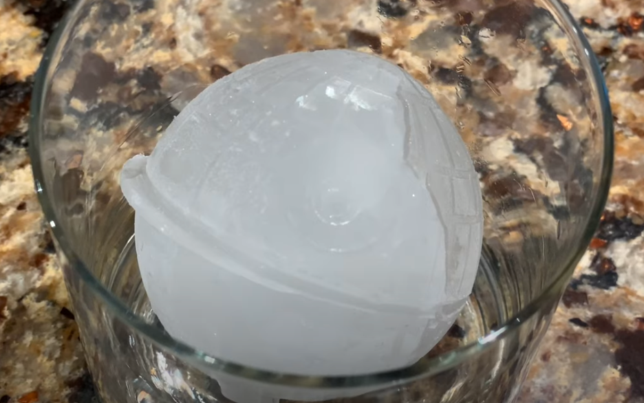 DeathStarIceCubeMold - Death Star Ice Cube Mold Review