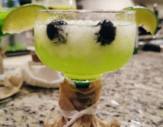 BabyYodaCocktailMain BabyYodaCocktailMain - Baby Yoda Cocktails - How to Make at Home