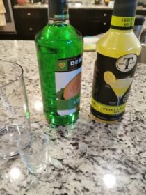 IMG_20191220_171433_1 IMG 20191220 171433 1 - Baby Yoda Cocktails - How to Make at Home